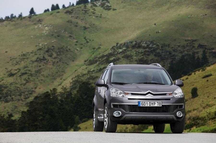  Citroen C-Crosser 2008 года  (фото 81 из 144)
